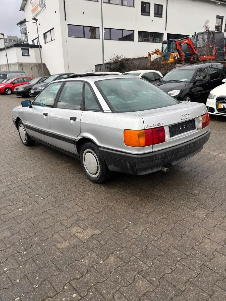 Occasion Audi 80 116 ch (85 kW) 1991 Argent Berline