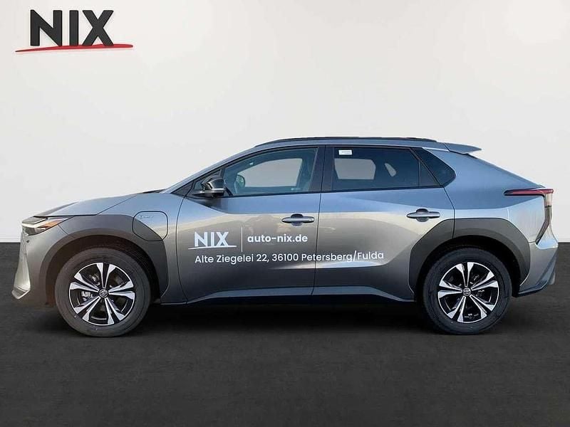 Gebraucht Toyota bZ4X Team 150 kW (204 PS) 2025 Precious metal SUV