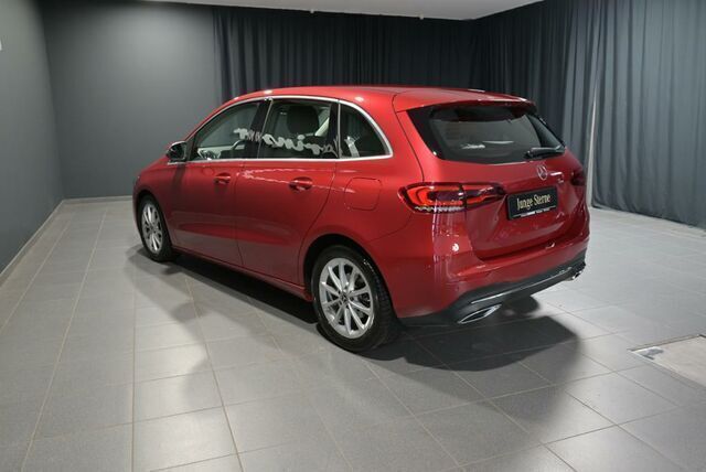 Gebraucht Mercedes B200 Progressive 150 PS (110 kW) 2020 Andere farbe Van / Kleinbus