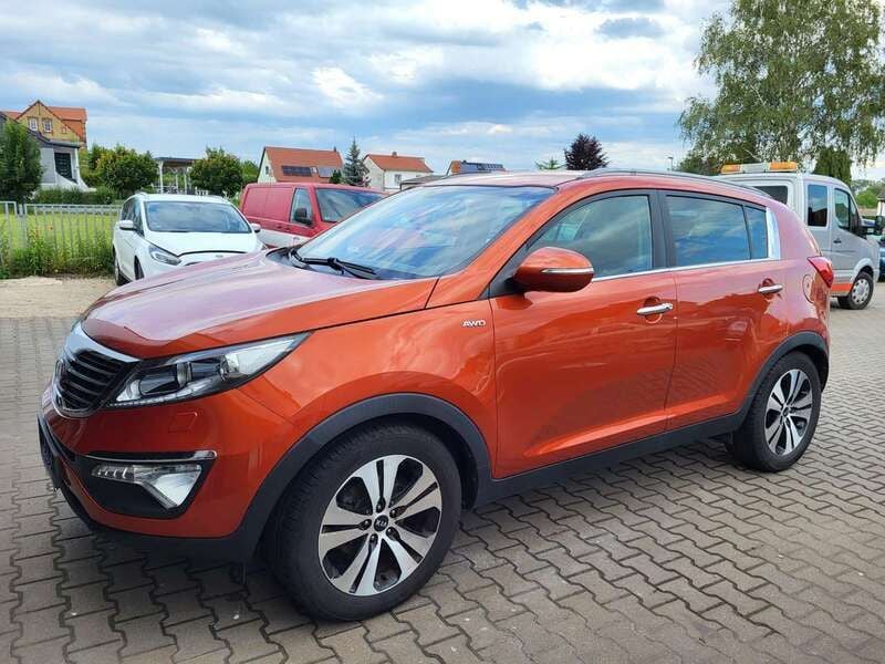 (d2a) technoorange met. Gebraucht 2011 Kia Sportage Spirit SUV | 7.599 € (Guter Preis) - Bild 1/4