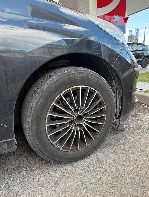 Gebraucht Peugeot 207 88 PS (64 kW) 2007 Schwarz Kleinwagen