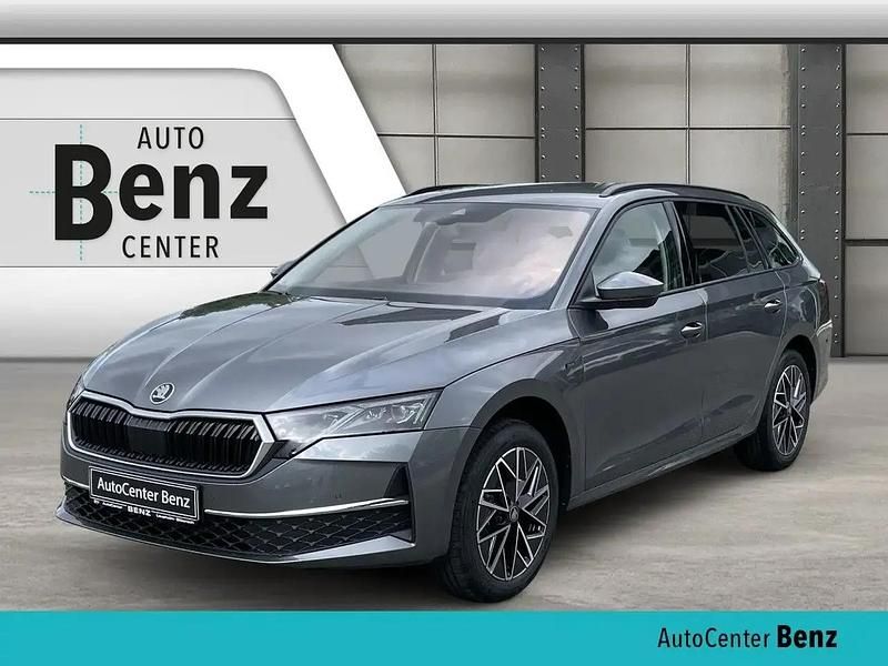 Grau Neu 2025 Skoda Octavia Tour Kombi | 37.090 € (Fairer Preis) - Bild 1/4