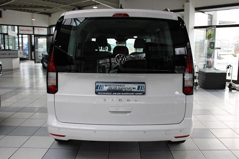 Neu VW Caddy 116 PS (85 kW) 2026 Weiß Van / Kleinbus