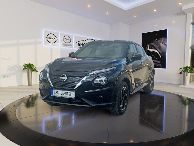 Black (m) Gebraucht 2023 Nissan Juke 360º SUV | 25.490 € (Etwas zu teuer) - Bild 1/4