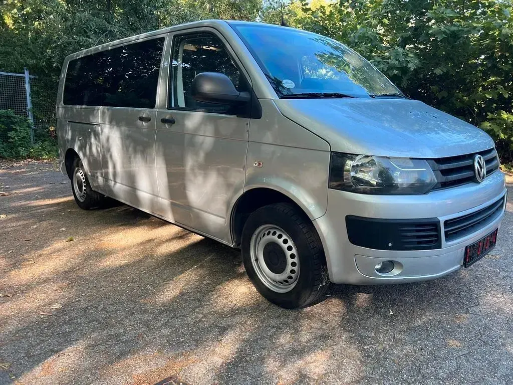 Gebraucht VW Caravelle 140 PS (102 kW) 2012 Silber Van