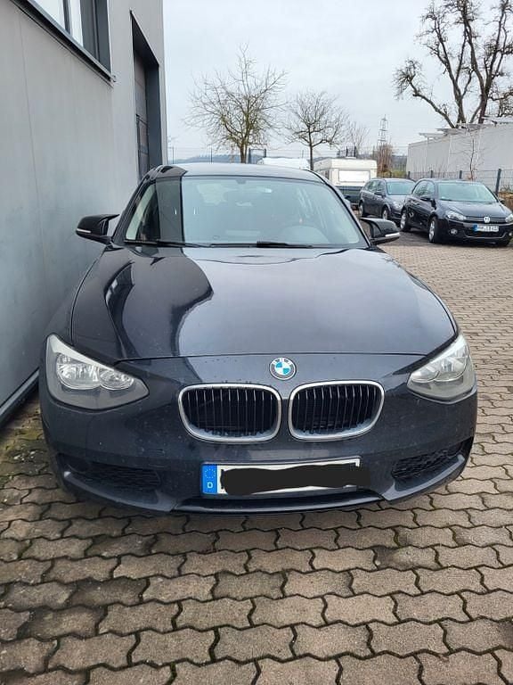 Gebraucht BMW 116 Basis 136 PS (100 kW) 2012 Schwarz Kleinwagen
