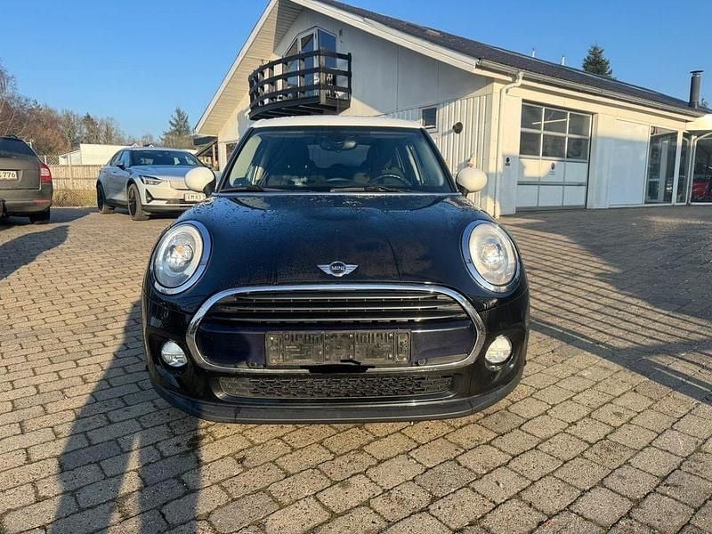 Gebraucht Mini Cooper D 116 PS (85 kW) 2017 Schwarz Kleinwagen