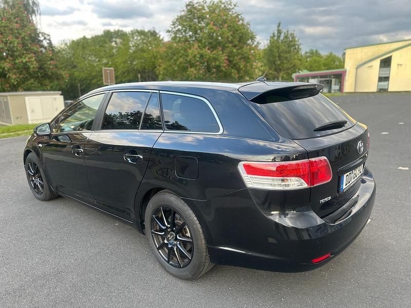 Gebraucht Toyota Avensis 2011 Schwarz Kombi