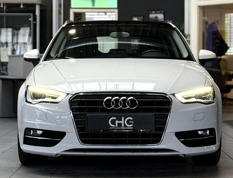 Gebraucht Audi A3 Ambition 125 PS (91 kW) 2015 Weiß Limousine