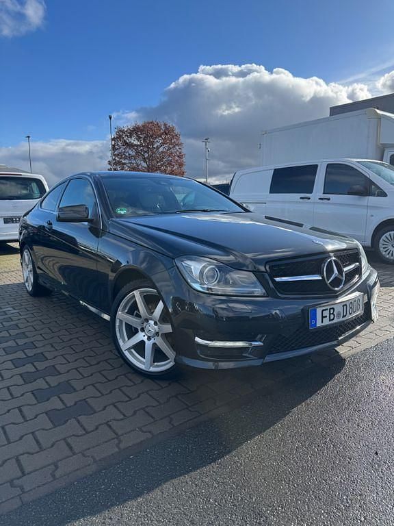 Gebraucht Mercedes C250 204 PS (150 kW) 2012 Grau Coupé