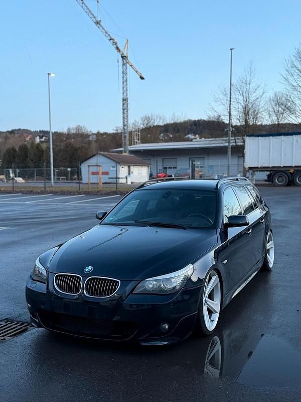 Gebraucht BMW 530 M Sport 235 PS (172 kW) 2008 Schwarz Kombi