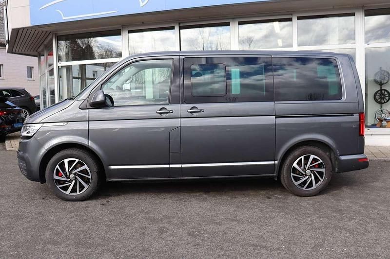 Gebraucht VW Multivan Generation Six 199 PS (146 kW) 2020 Indiumgrau metallic Van / Kleinbus