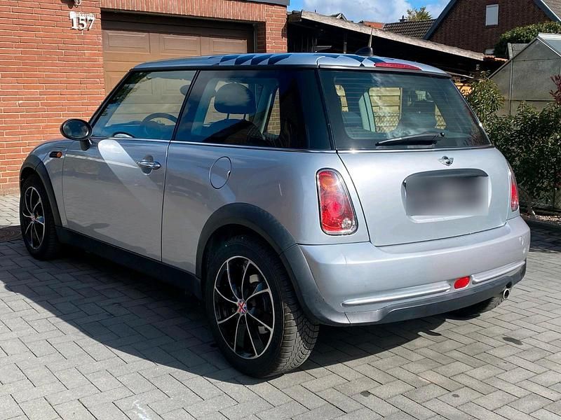 Gebraucht Mini ONE 90 PS (66 kW) 2006 Silber Kleinwagen