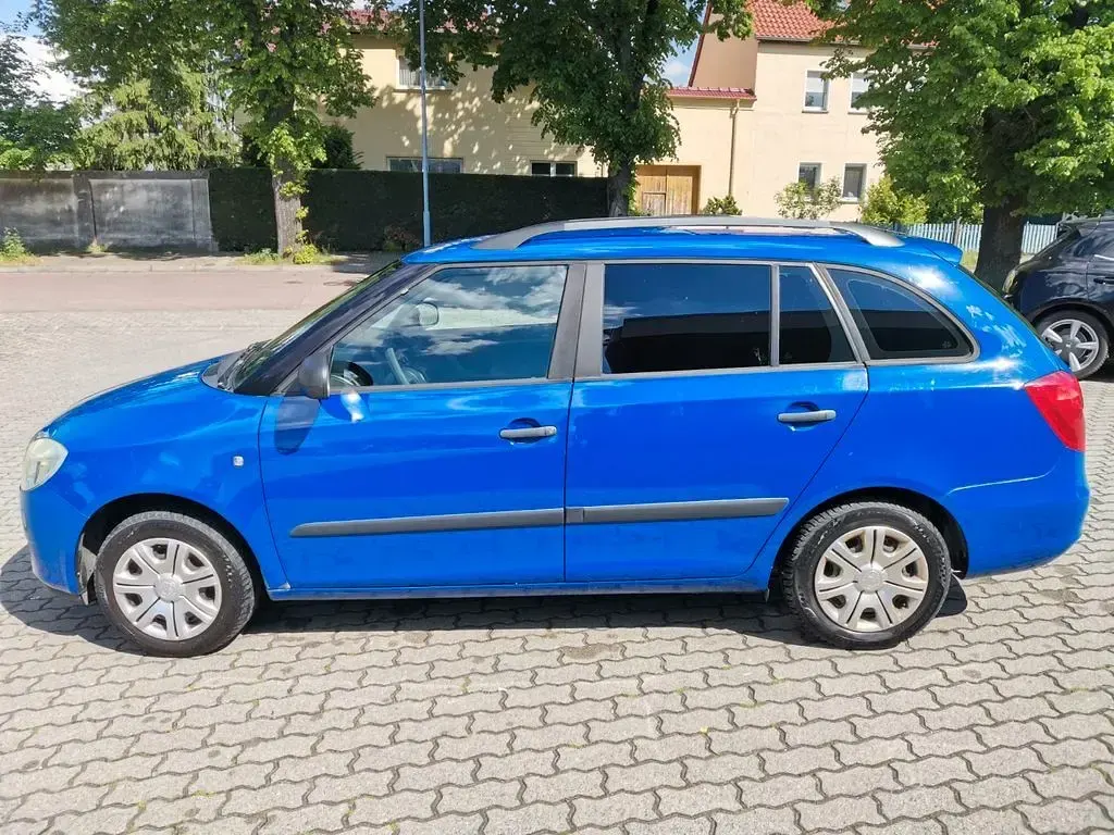 Gebraucht Skoda Fabia Ambiente 69 PS (50 kW) 2009 Blau Kombi