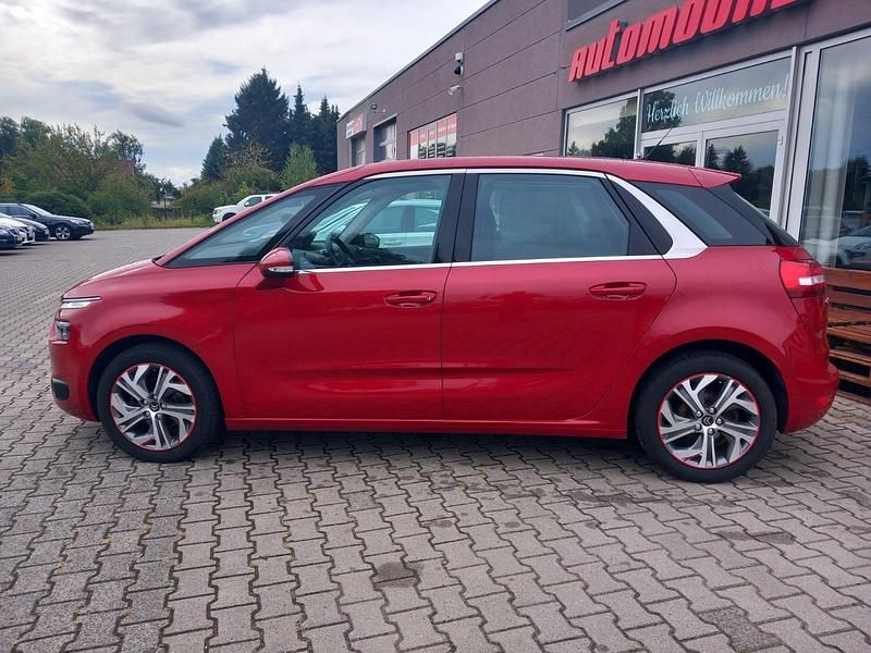 Gebraucht Citroën C4 Picasso SELECTION 120 PS (88 kW) 2016 Rot Van / Kleinbus