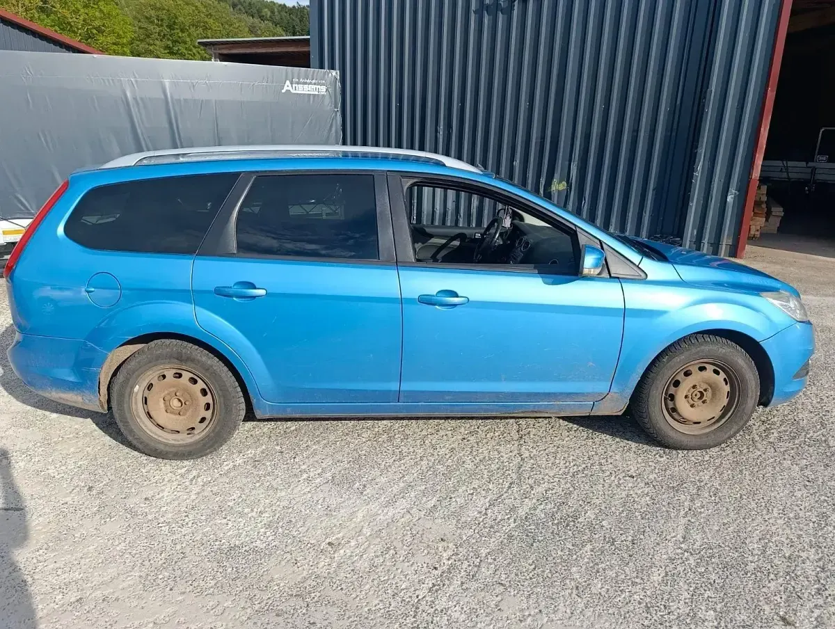 Brugt Ford Focus Style 101 HK (74 kW) 2008 Blå Stationcar