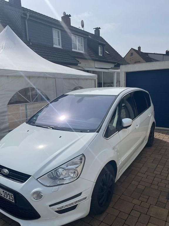 Gebraucht Ford S-MAX Titanium S 203 PS (149 kW) 2012 Weiß Van / Kleinbus