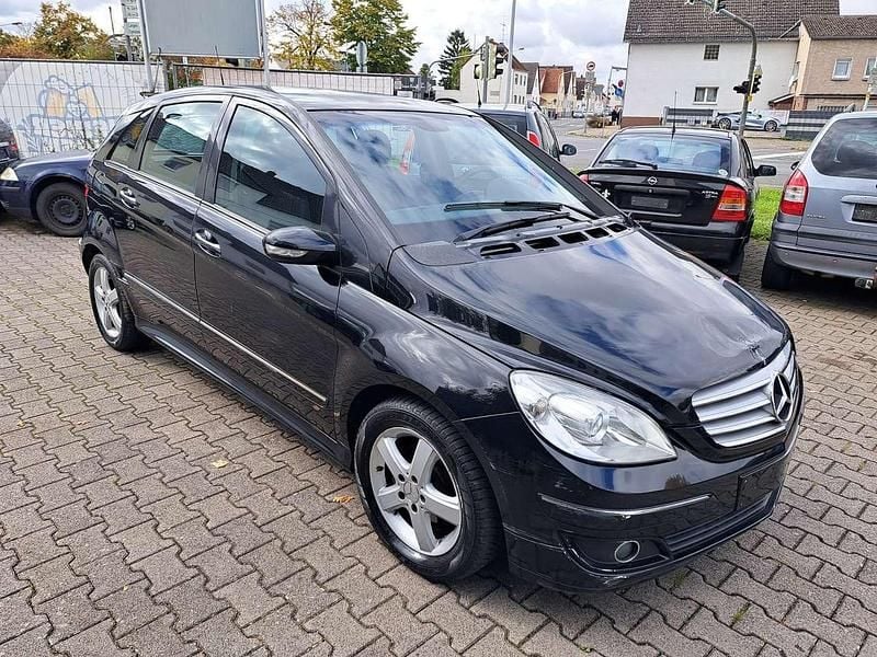 Schwarz Gebraucht 2006 Mercedes B170 Van / Kleinbus | 1.590 € (Superpreis) - Bild 1/4