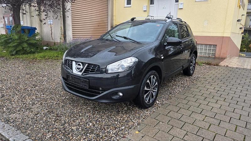 Schwarz Gebraucht 2012 Nissan Qashqai SUV | 6.900 € (Fairer Preis) - Bild 1/4