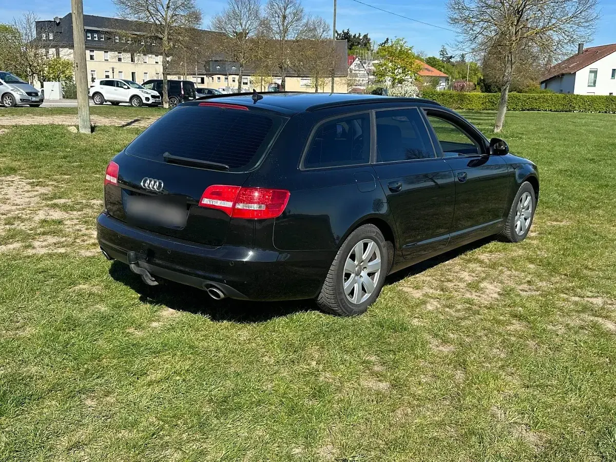Gebraucht Audi A6 Advanced 190 PS (139 kW) 2010 Schwarz Kombi