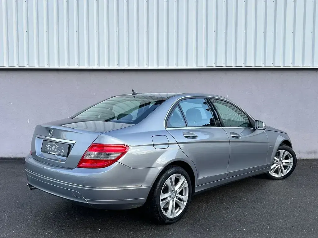 Gebraucht Mercedes C250 Avantgarde 204 PS (150 kW) 2010 Silber Limousine