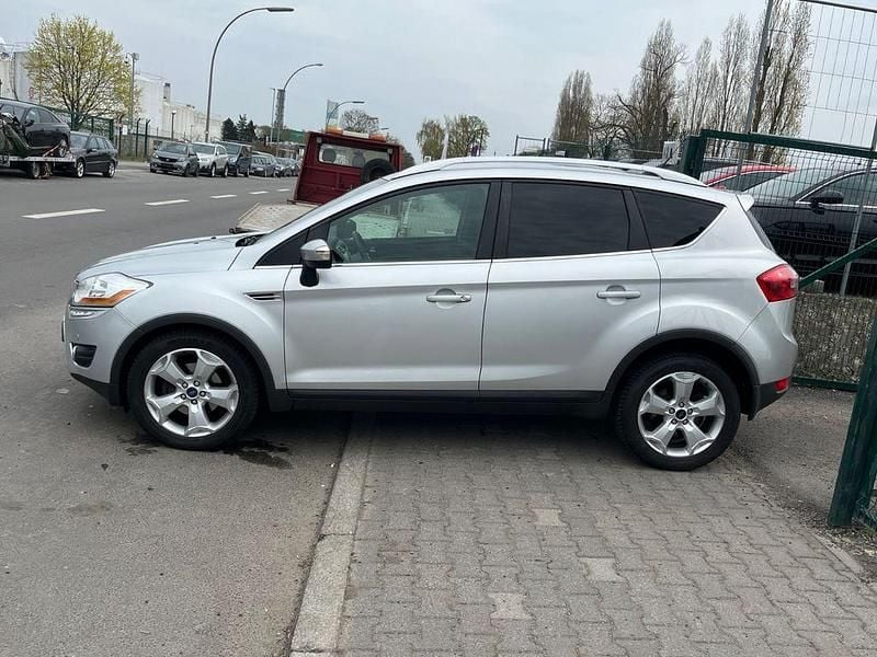 Gebraucht Ford Kuga 163 PS (119 kW) 2012 Silber SUV