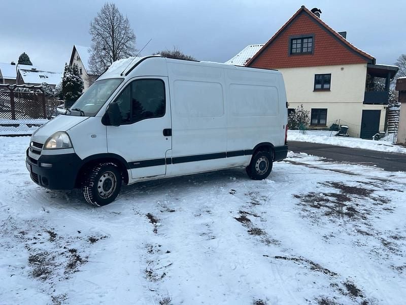Gebraucht Opel Movano 120 PS (88 kW) 2010 Weiß Van / Kleinbus