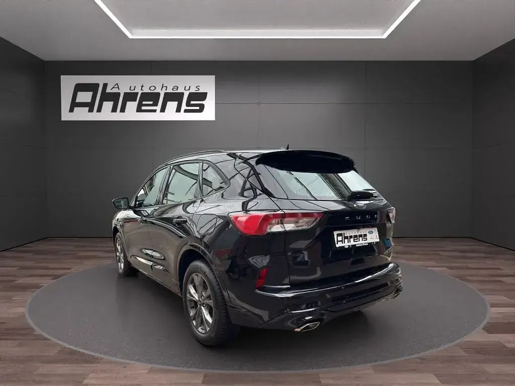 Gebraucht Ford Kuga ST-Line 152 PS (111 kW) 2022 Schwarz SUV