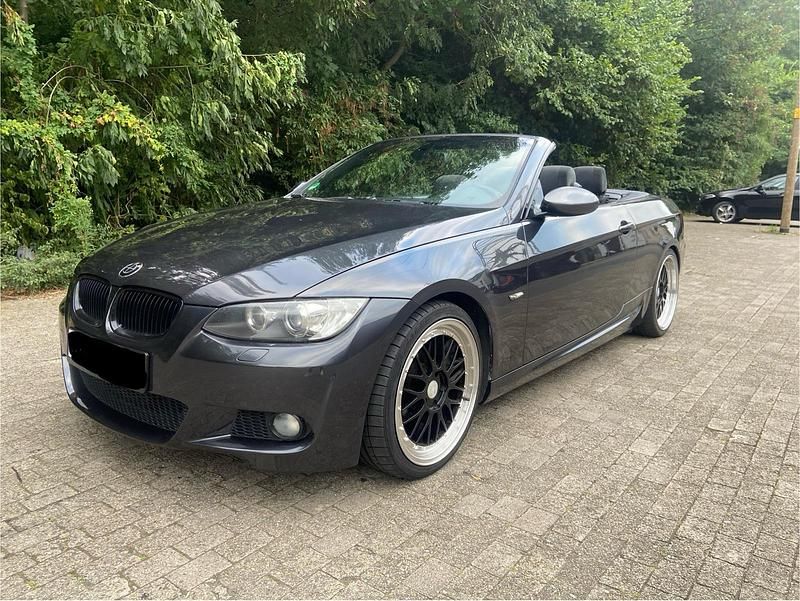 Grau Gebraucht 2007 BMW 320 Cabriolet Cabrio | 7.399 € (Guter Preis) - Bild 1/4