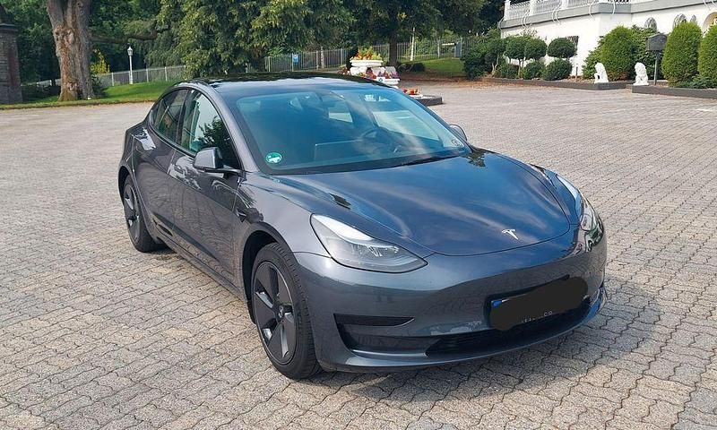 Gebraucht Tesla Model 3 RWD 239 kW (325 PS) 2022 Grau Limousine