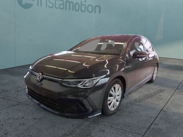 Grau Gebraucht 2021 VW Golf VIII R-line Limousine | 25.630 € (Superpreis) - Bild 1/2