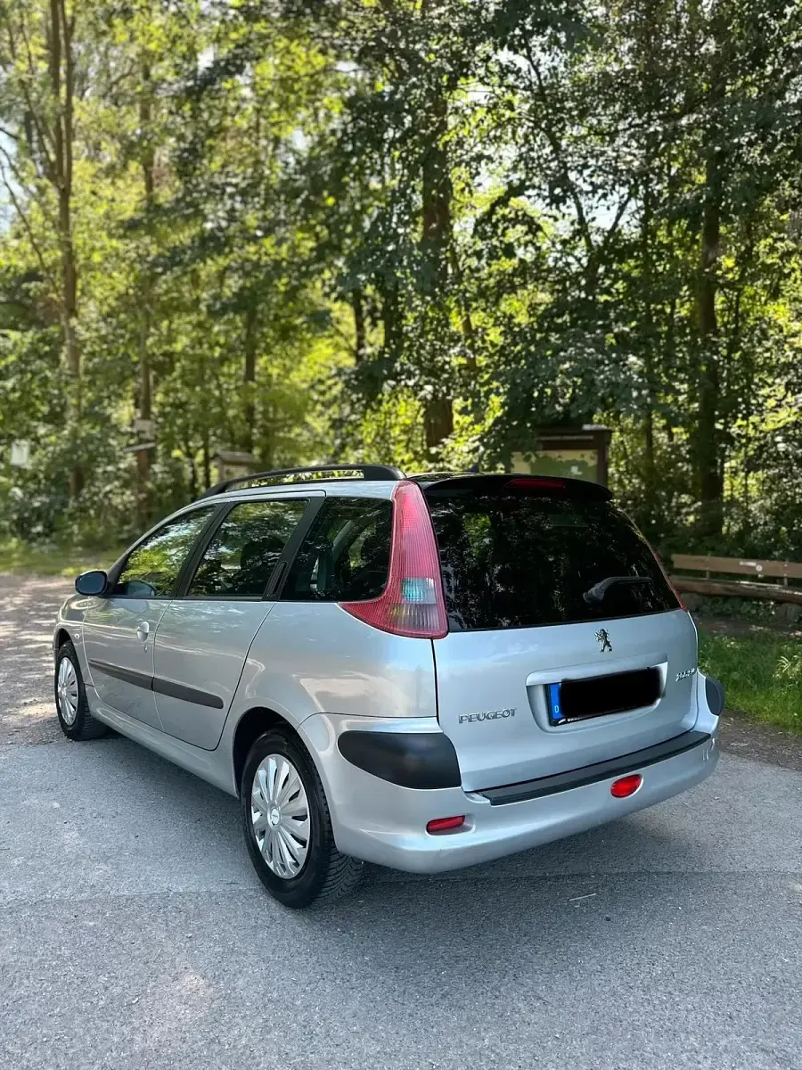 Gebraucht Peugeot 206 75 PS (55 kW) 2005 Silber Kombi