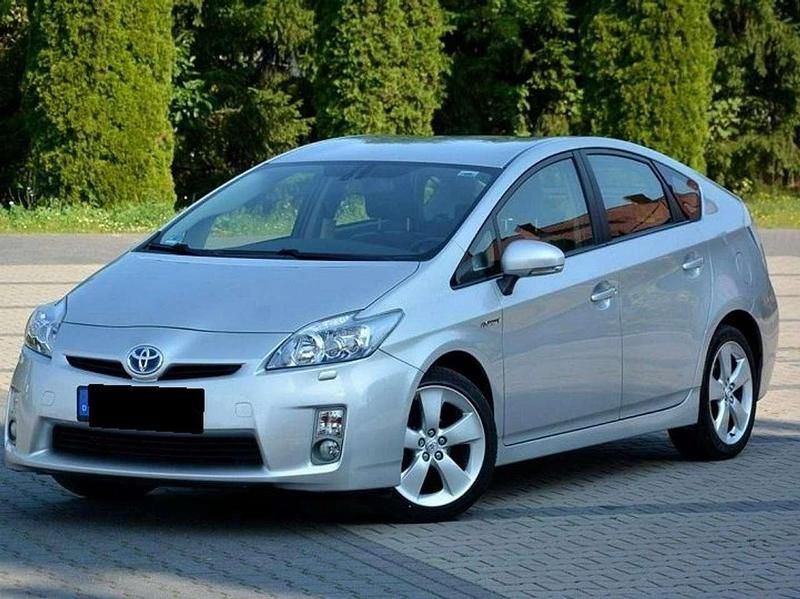 Silber Gebraucht 2012 Toyota Prius Life Kleinwagen | 10.000 € (Guter Preis) - Bild 1/1
