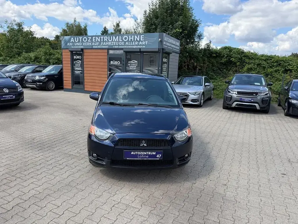 Gebraucht Mitsubishi Colt Plus 95 PS (69 kW) 2012 Blau Kleinwagen