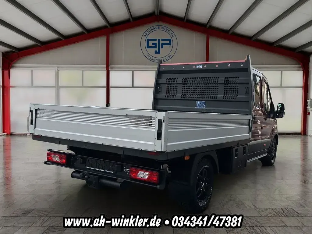Gebraucht Ford Transit 170 PS (125 kW) 2021 Kapurrot metallic Van / Kleinbus