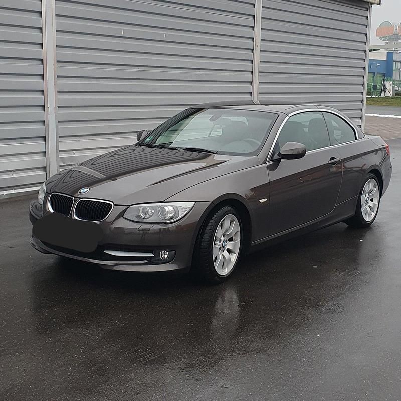 Gebraucht BMW 320 Cabriolet Sport Line 170 PS (125 kW) 2011 Braun Cabrio