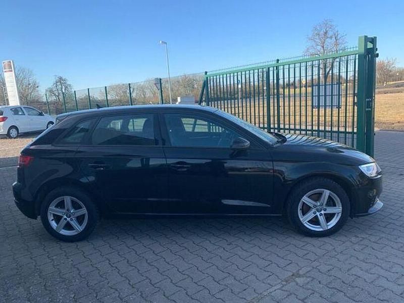 Gebraucht Audi A3 Design 116 PS (85 kW) 2019 Andere Limousine