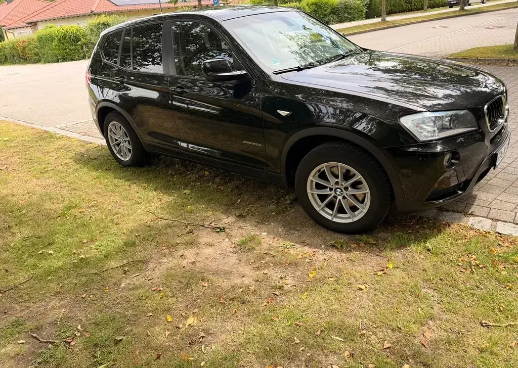 Gebraucht BMW X3 184 PS (135 kW) 2011 Schwarz SUV