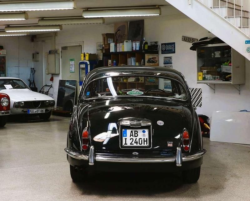Gebraucht Jaguar MK II 135 PS (99 kW) 1968 British racing green Limousine