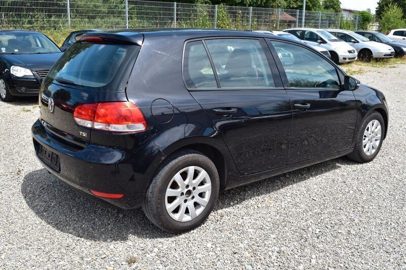 Gebraucht VW Golf VI Comfortline 122 PS (89 kW) 2010 Schwarz Kleinwagen