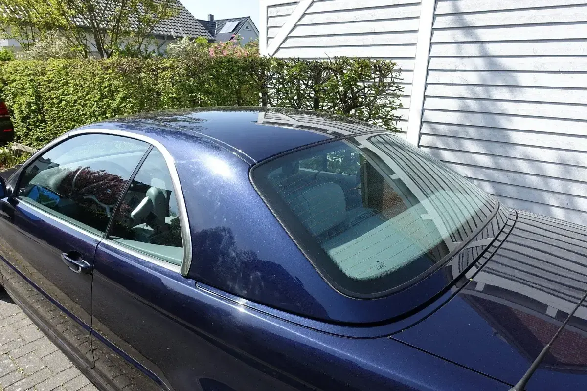 Gebraucht BMW 320 Cabriolet 170 PS (125 kW) 2001 Blau Cabrio