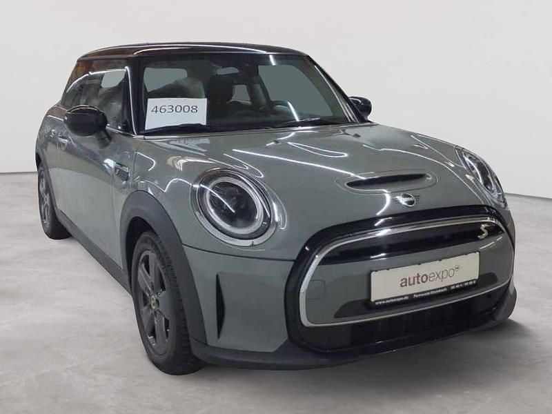 Moonwalk grey metallic Gebraucht 2022 Mini Cooper SE Essential Kleinwagen | 15.990 € (Fairer Preis) - Bild 1/4