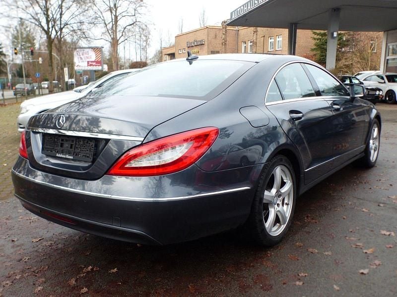 Gebraucht Mercedes CLS350 265 PS (194 kW) 2012 Grau Coupé