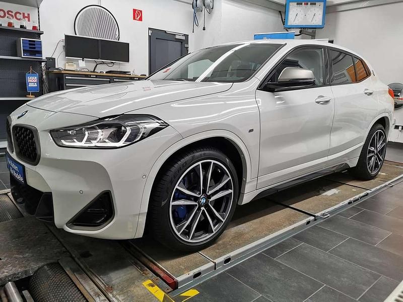 Gebraucht BMW X2 Performance 306 PS (225 kW) 2021 Alpinweiss 3 SUV