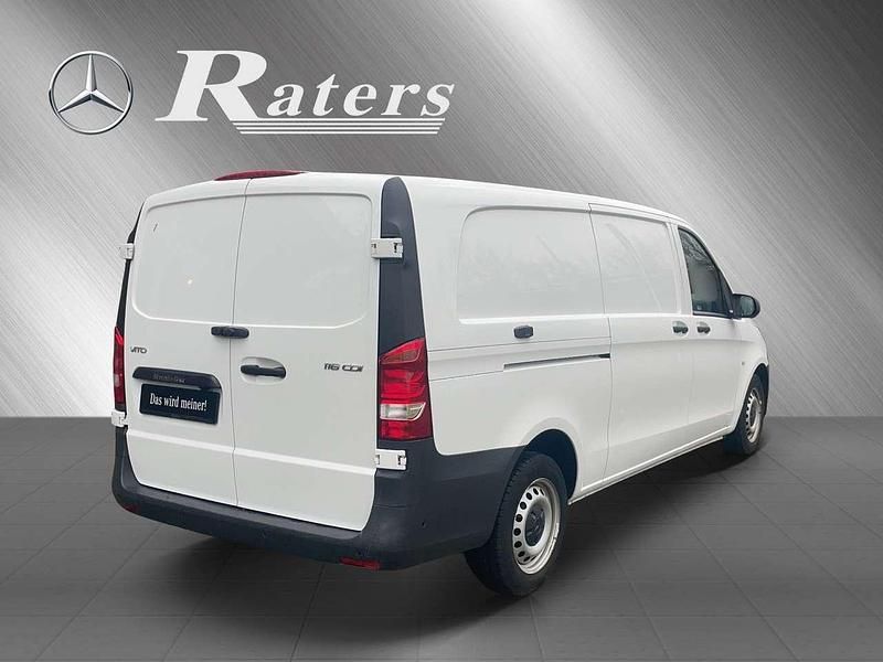 Gebraucht Mercedes Vito 163 PS (119 kW) 2020 Arktikweiß Van