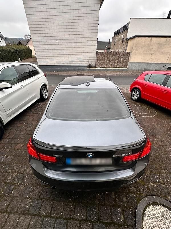 Second-hand BMW 320 184 CP (135 kW) 2012 Gri Berlinǎ