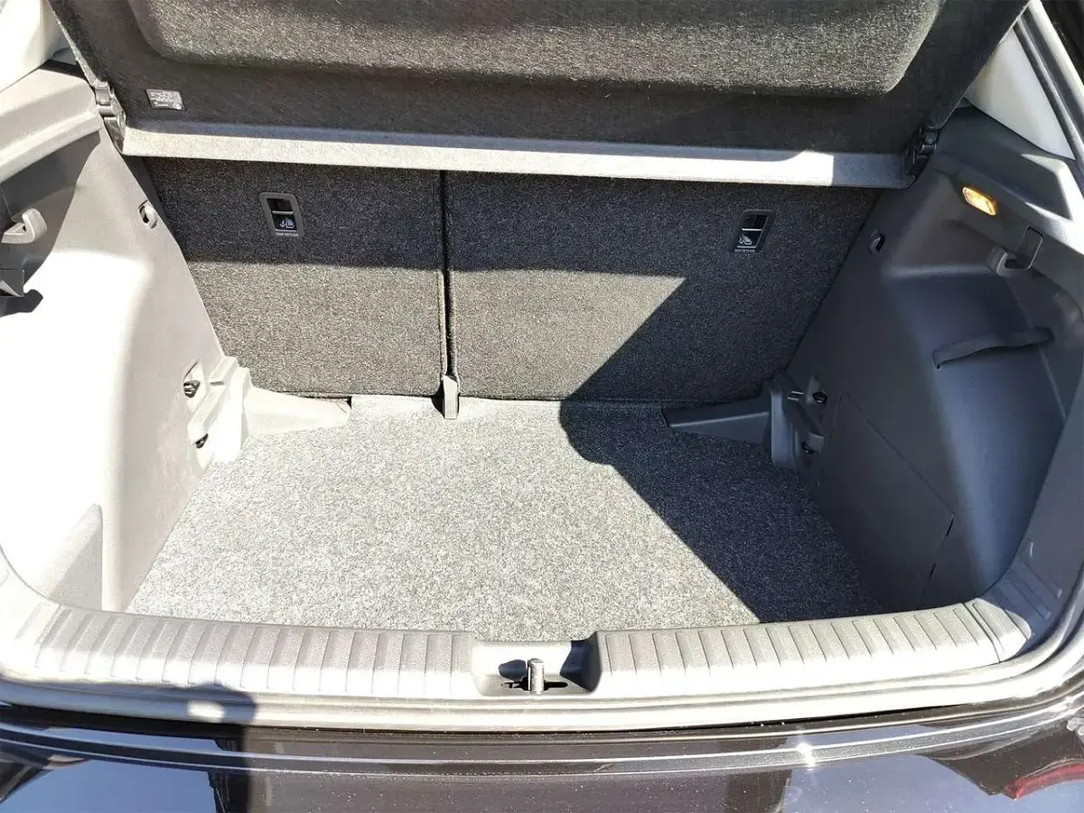 Gebraucht Skoda Fabia Tour 116 PS (85 kW) 2025 Schwarz magic perleffekt Kleinwagen