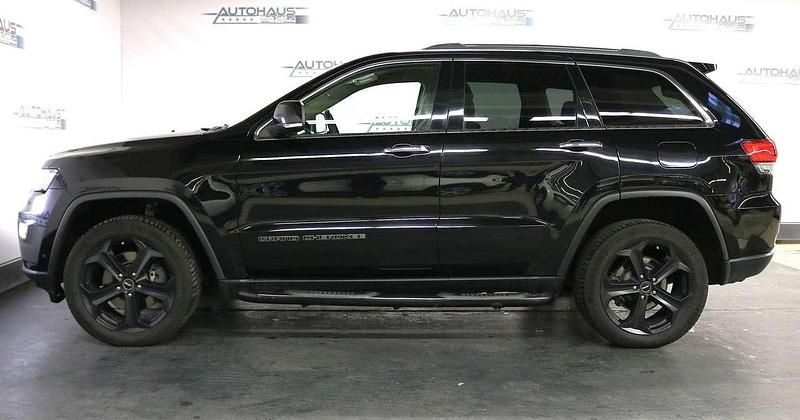 Gebraucht Jeep Grand Cherokee Limited 250 PS (183 kW) 2020 Diamond black crystal p/c SUV