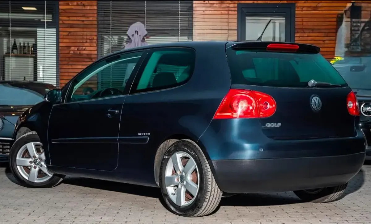 Gebraucht VW Golf 80 PS (58 kW) 2007 Blau Coupé