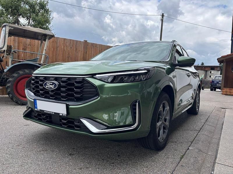 Grün Gebraucht 2024 Ford Kuga ST-Line X SUV | 35.390 € (Superpreis) - Bild 1/4